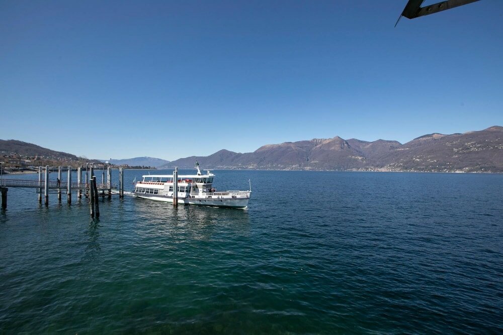 Фото Residenza Gardenia Lake View Luino Center