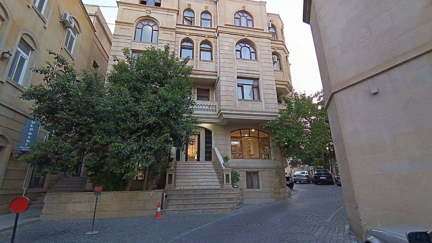 Фото Dastan Baku Hotel