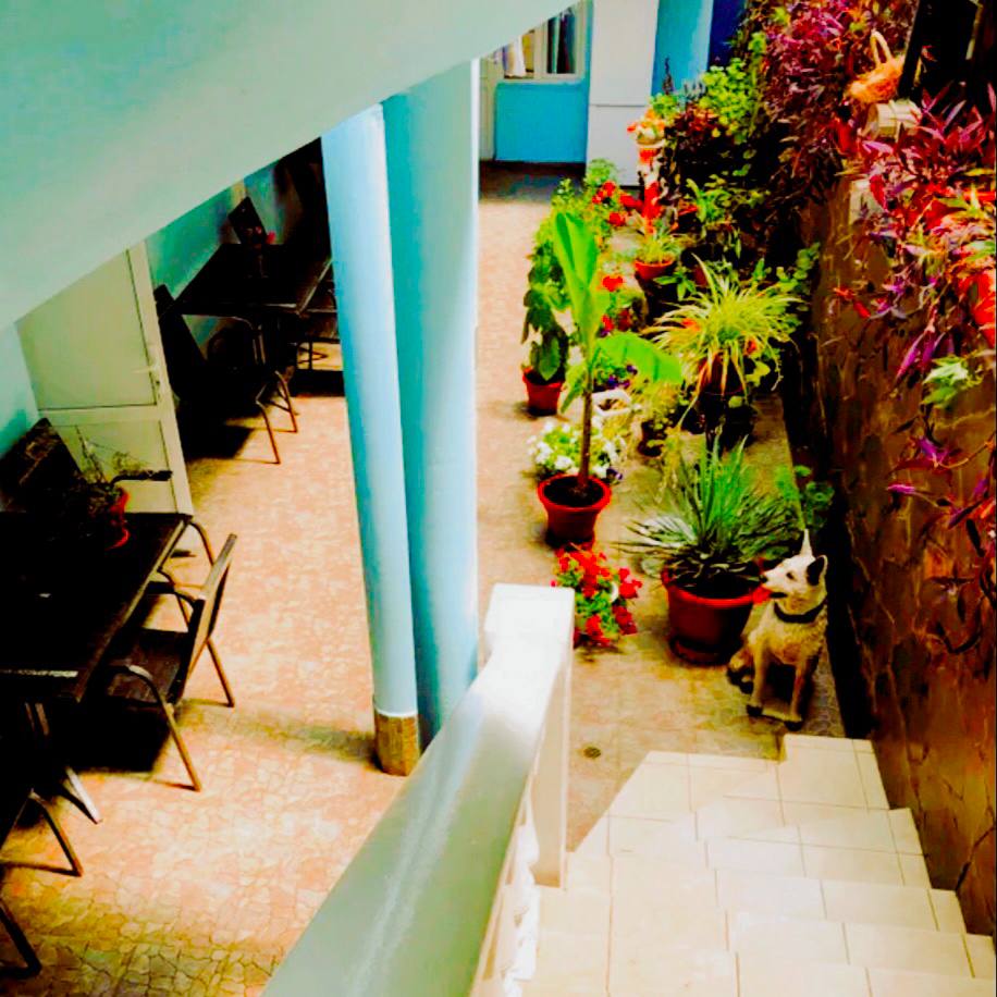 Фото отеля 2