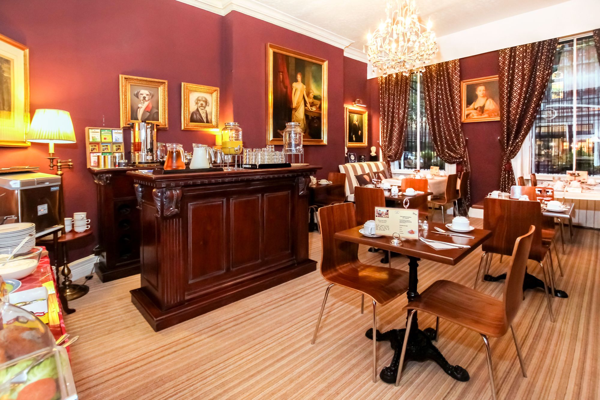 Фото Arosfa Hotel London by Compass Hospitality