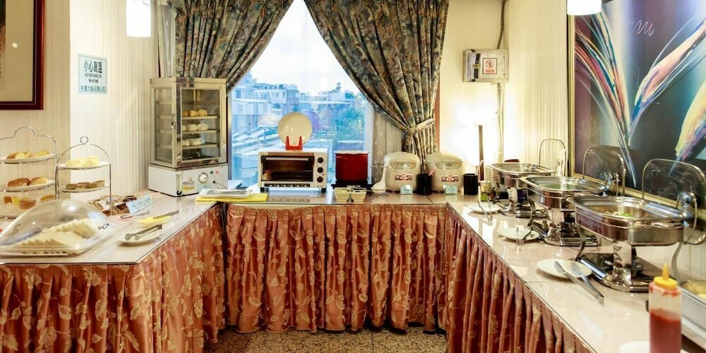 Фото Chungli Business Hotel