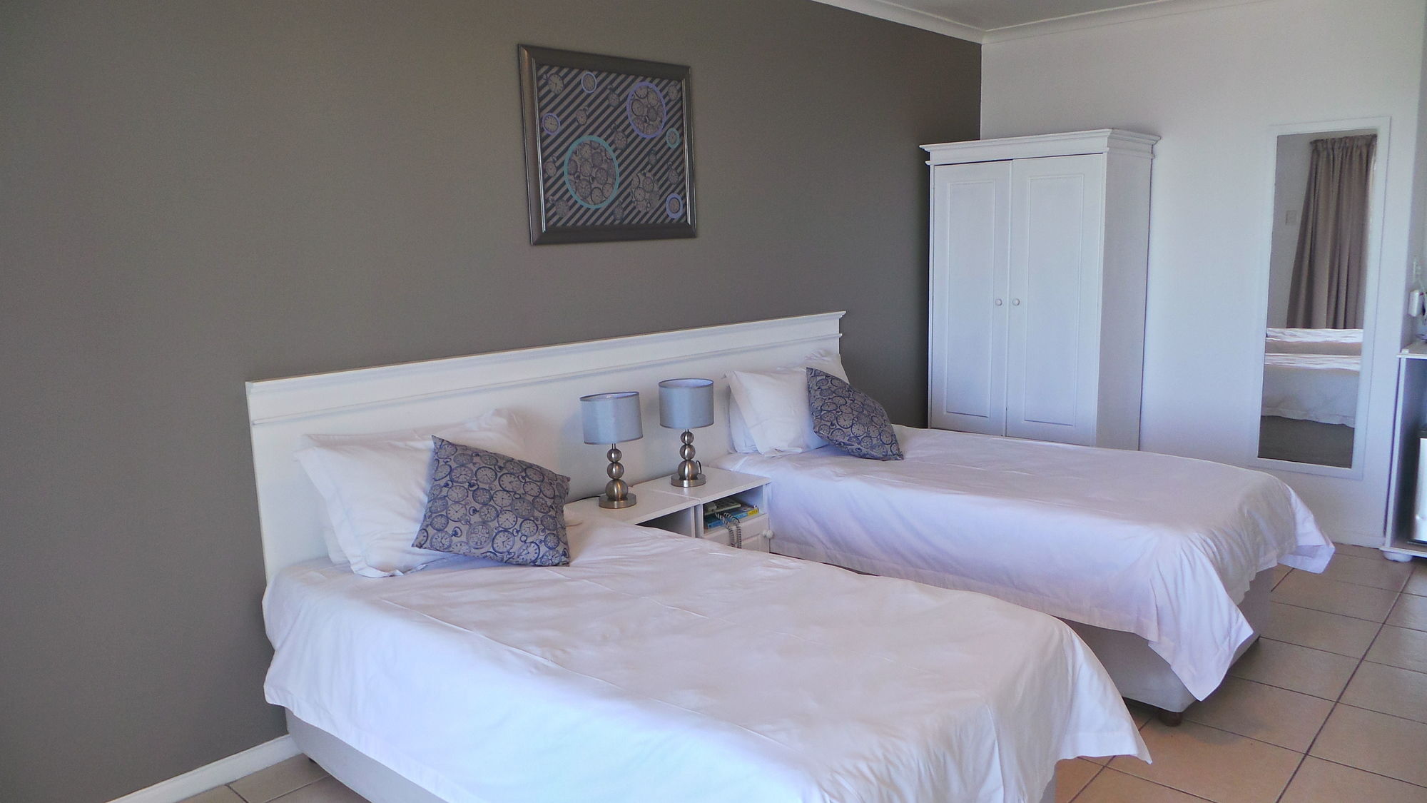 Фото The Chapman Hotel & Conference Centre