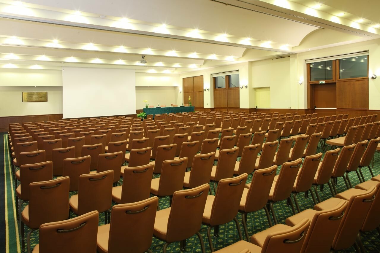 Фото Starhotels Business Palace