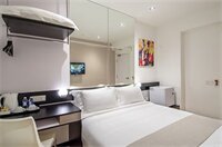 Фото 12fly Hotel