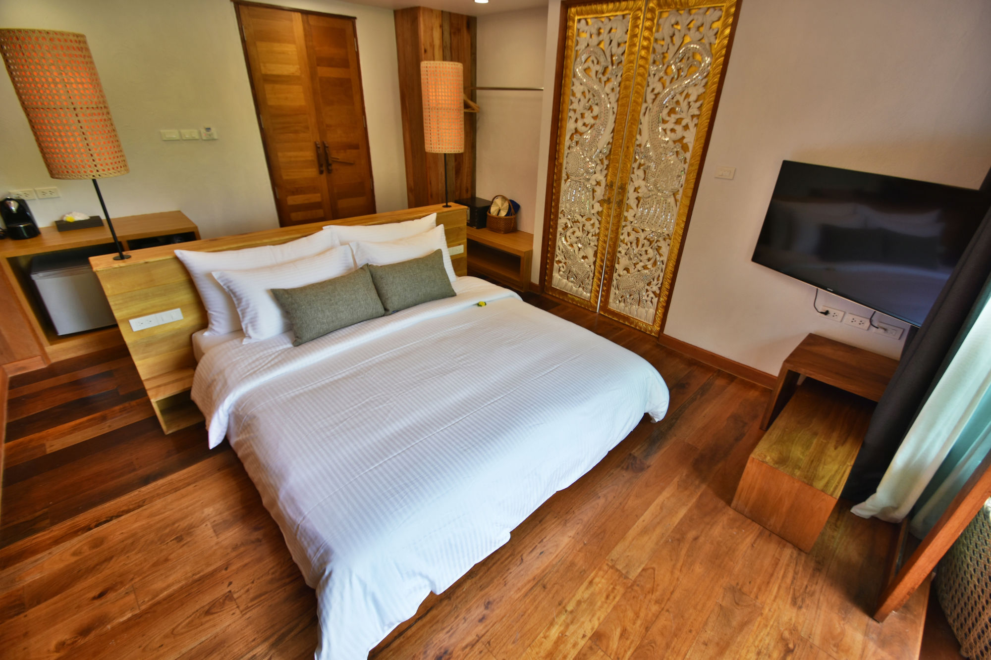 Фото The Nine Thipthara Klongson Resort