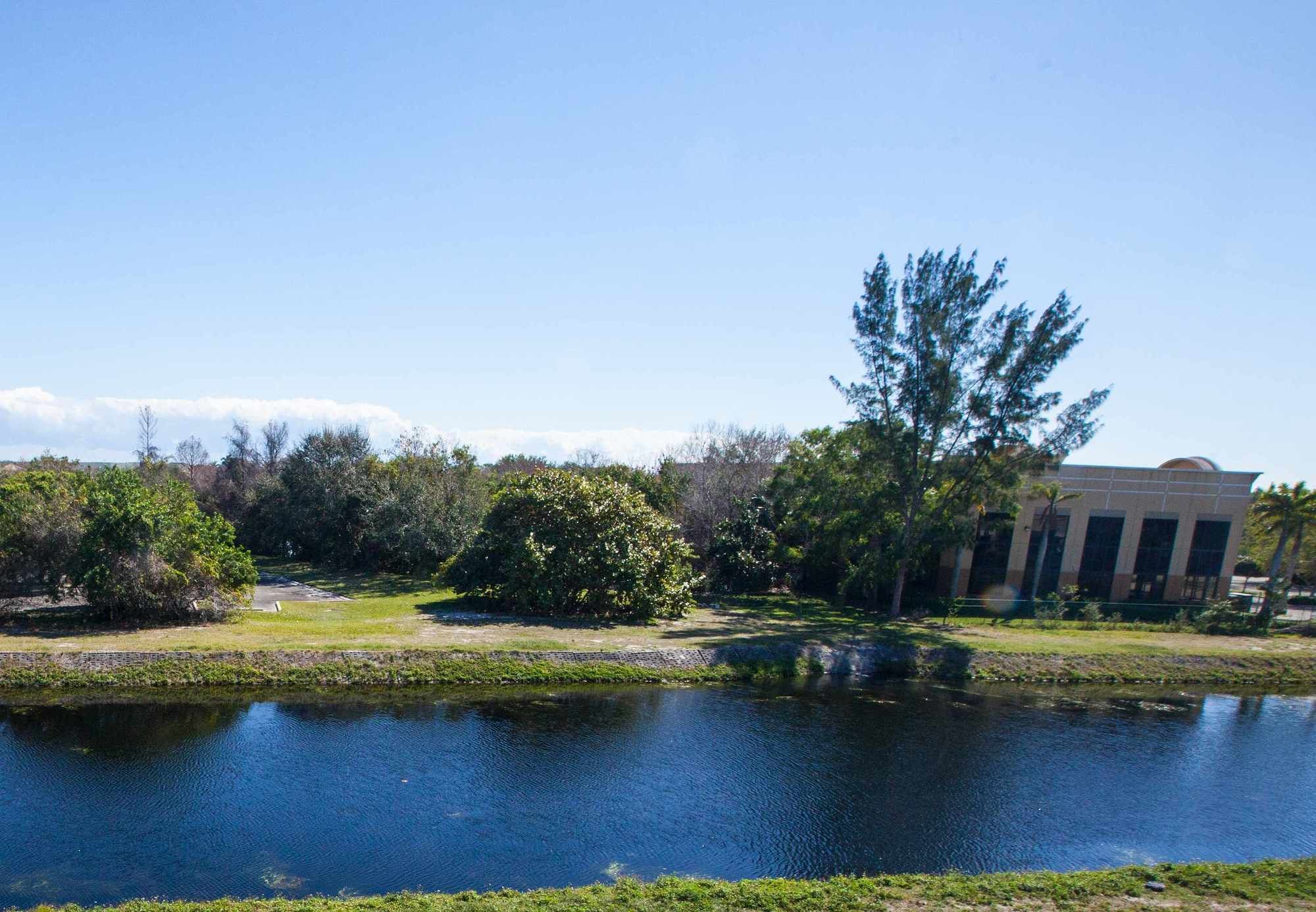 Фото TownePlace Suites by Marriott Boynton Beach