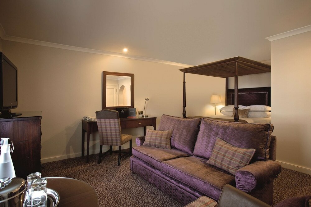 Фото Macdonald Houstoun House