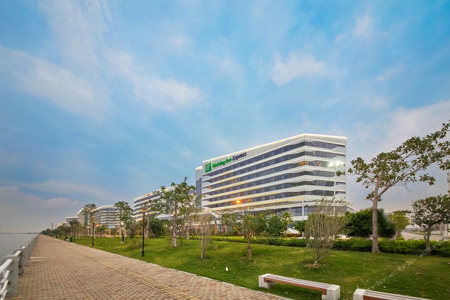Фото Holiday Inn Express Xiamen Airport Zone, an Ihg Hotel