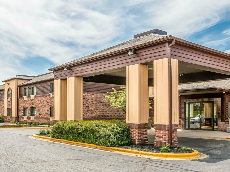 Гостиница Quality Inn & Suites