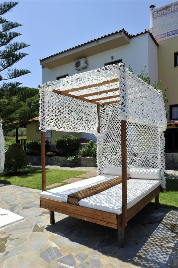 Фото Yalis Studios