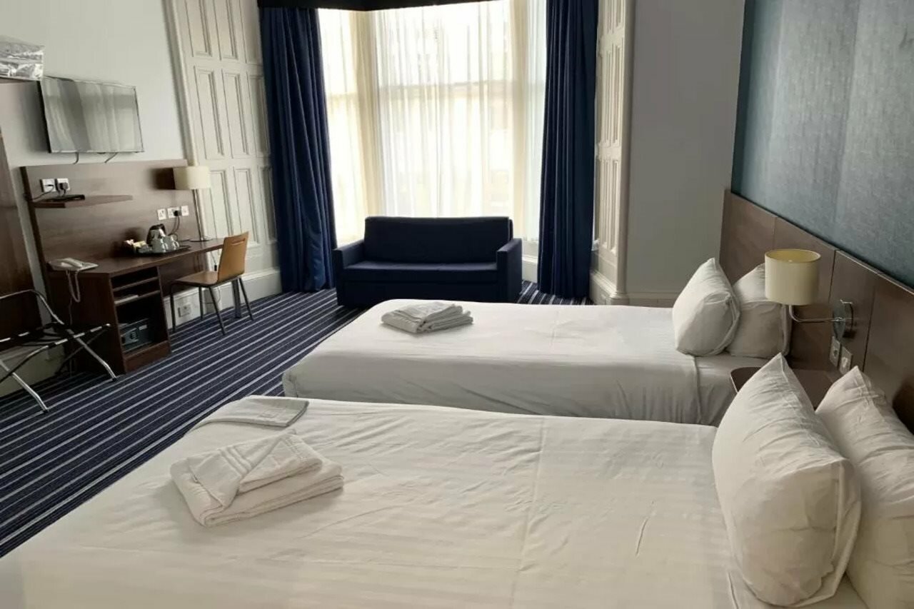 Фото Piries Hotel