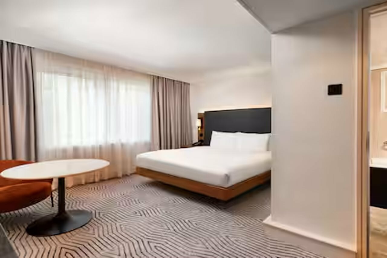 Фото Hilton London Olympia