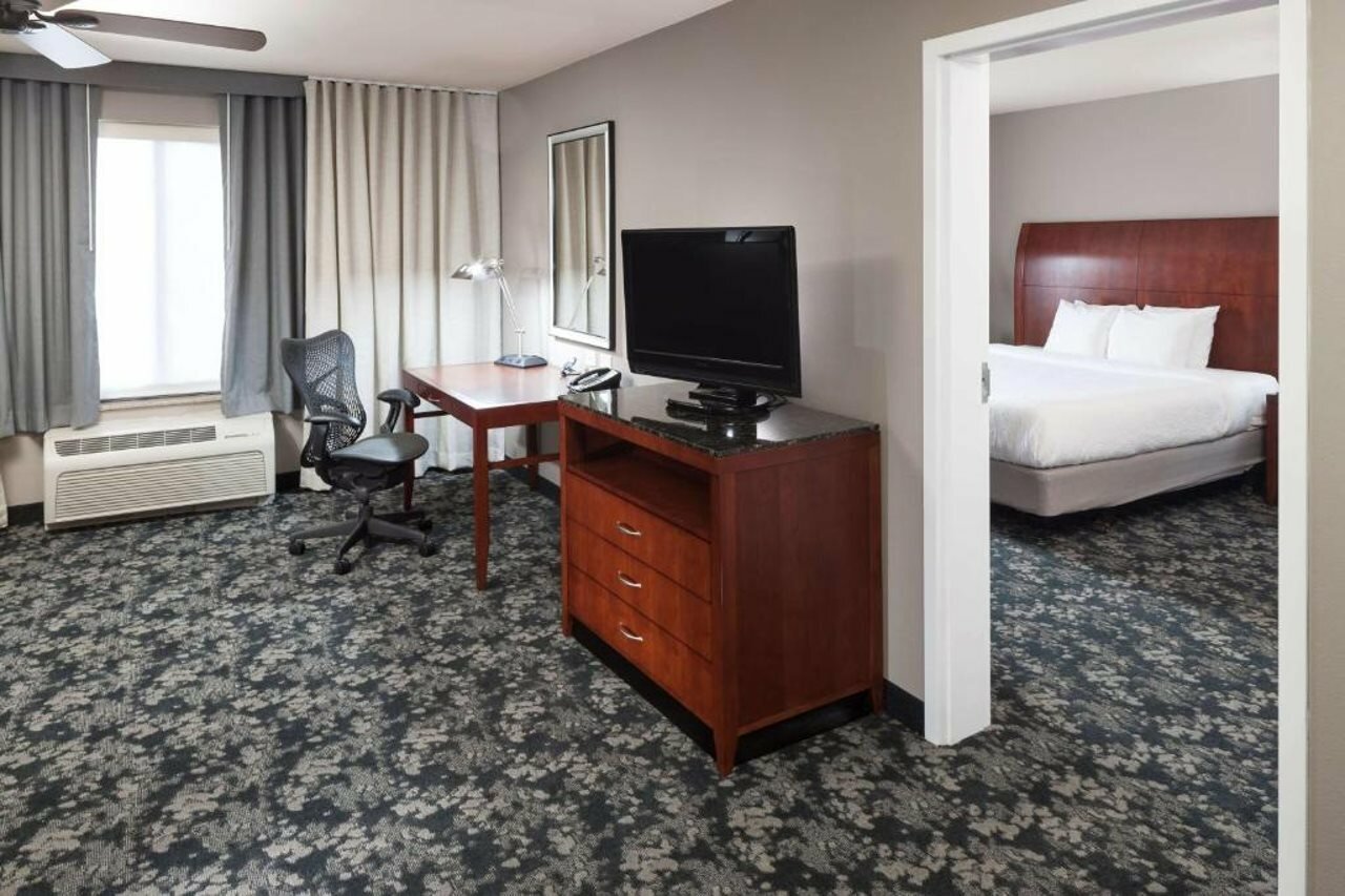 Фото Hilton Garden Inn Austin North