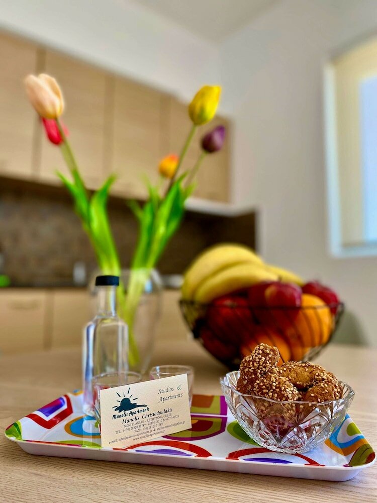 Фото Manolis Apartments