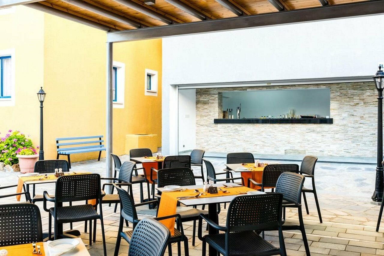 Фото Kefalos Damon Hotel Apartments