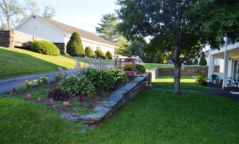 Фото Hollow Inn and Motel