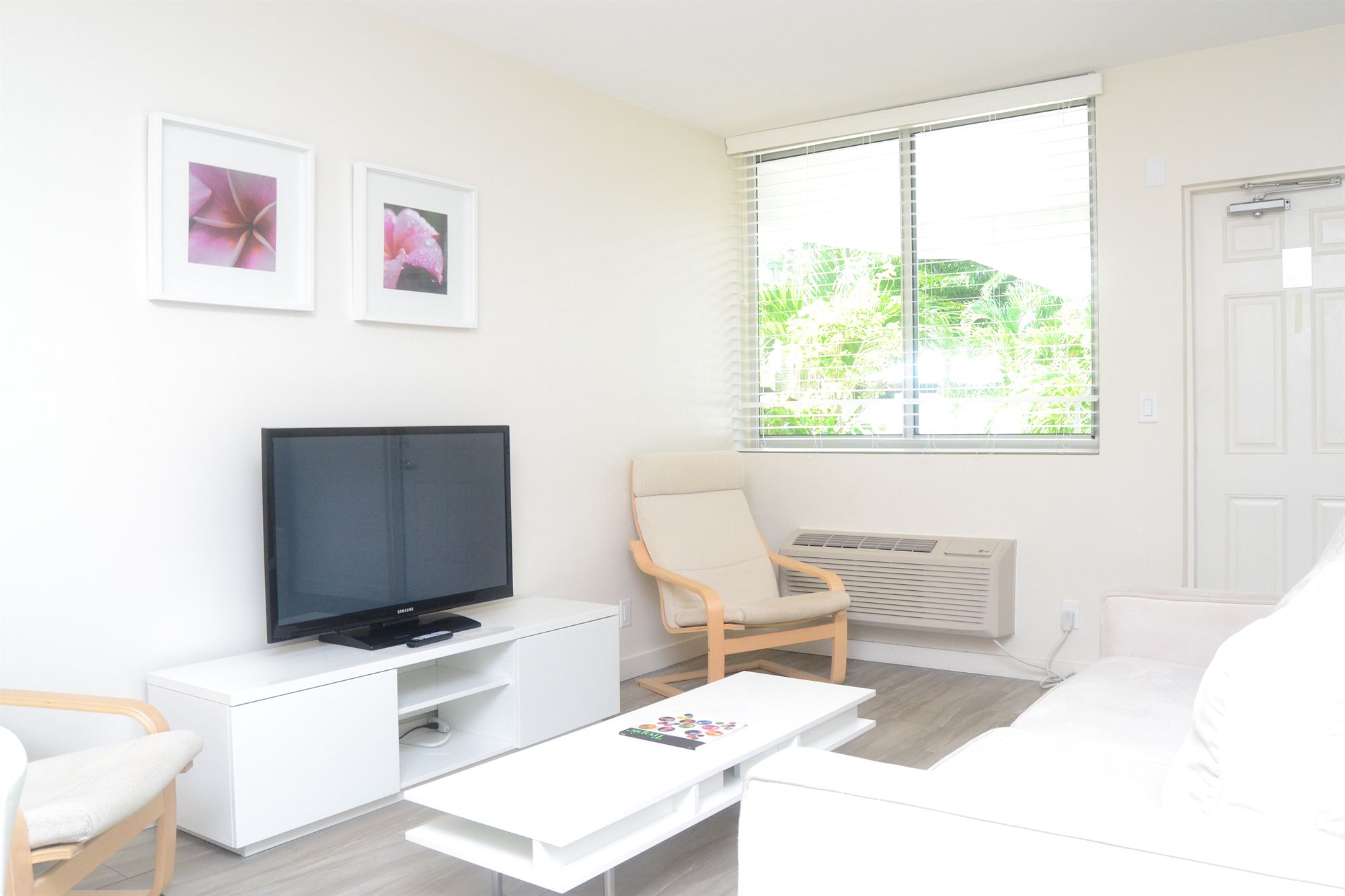 Фото Beach Gardens A North Beach Village Resort Hotel