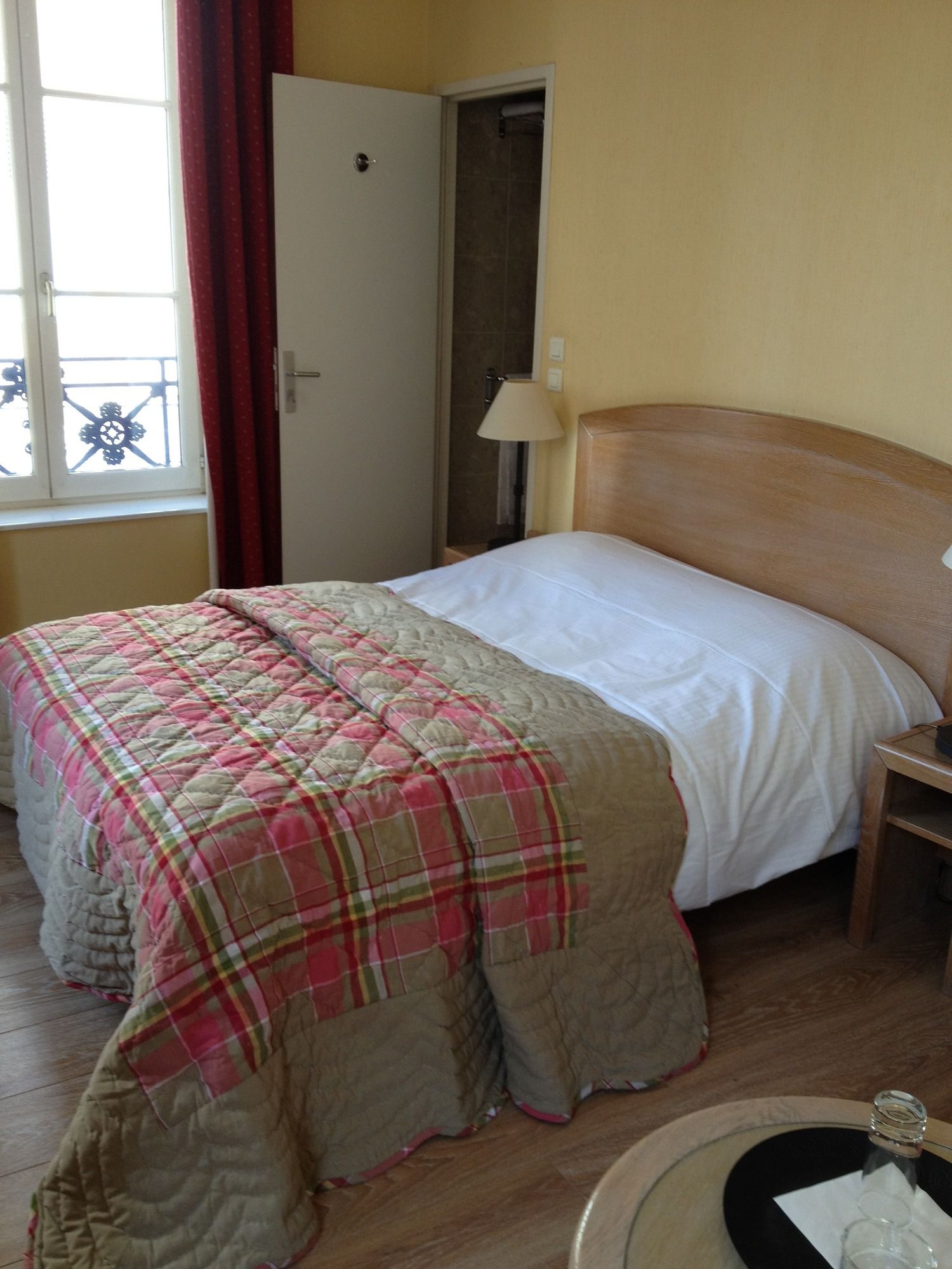 Фото Hotel du Theatre