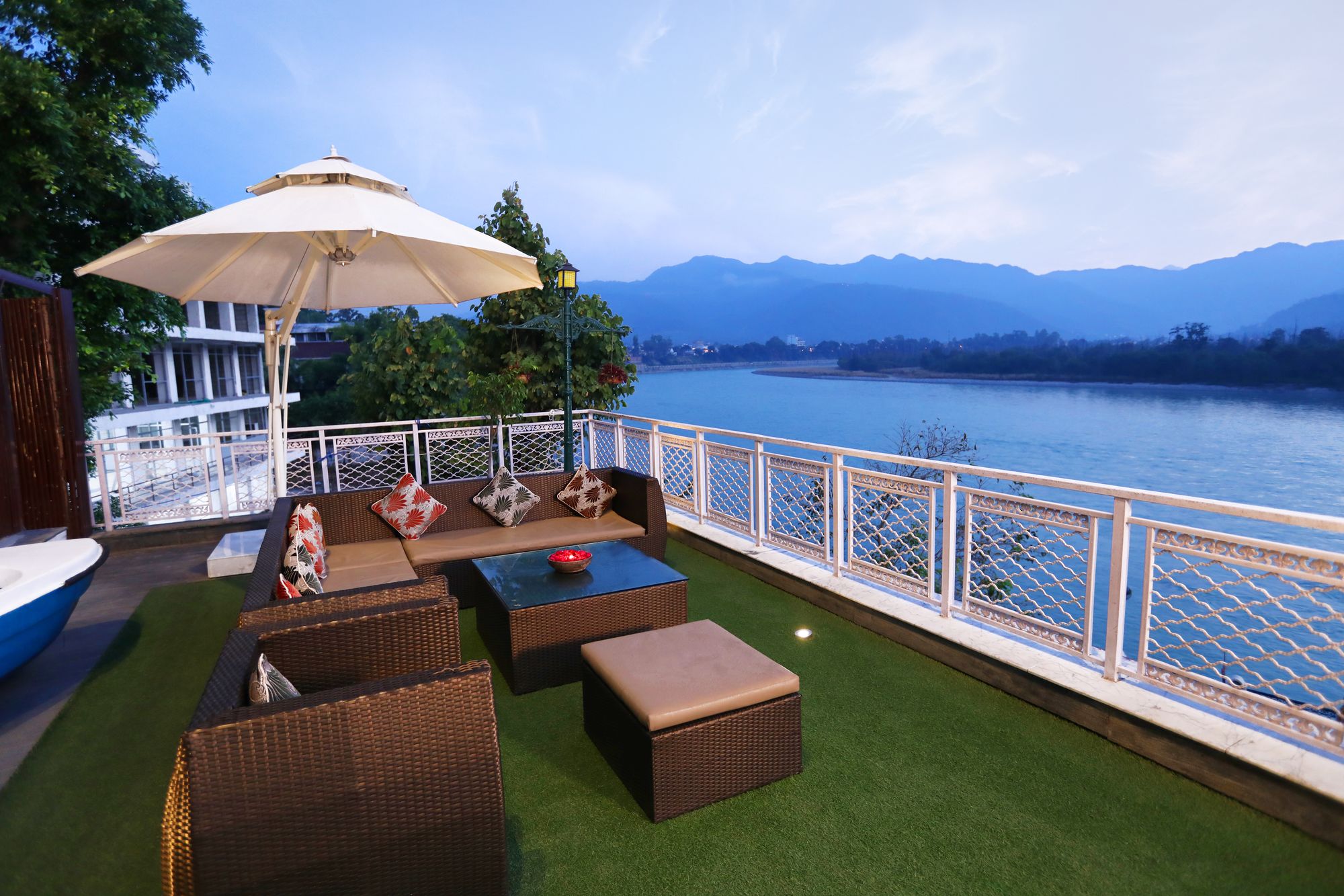 Фото Ganga Kinare- A Riverside Boutique Resort, Rishikesh