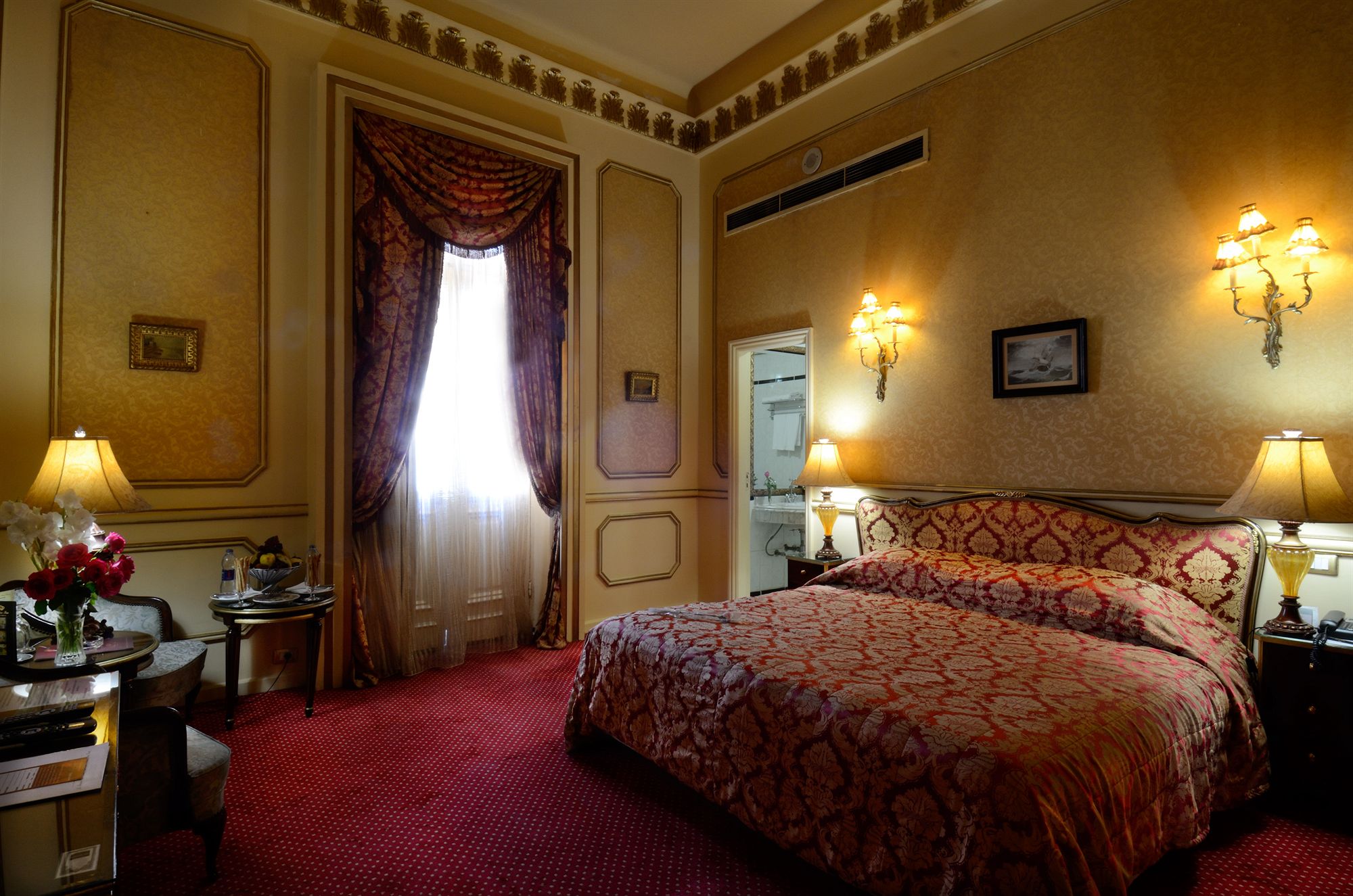 Фото Paradise Inn Le Metropole Hotel
