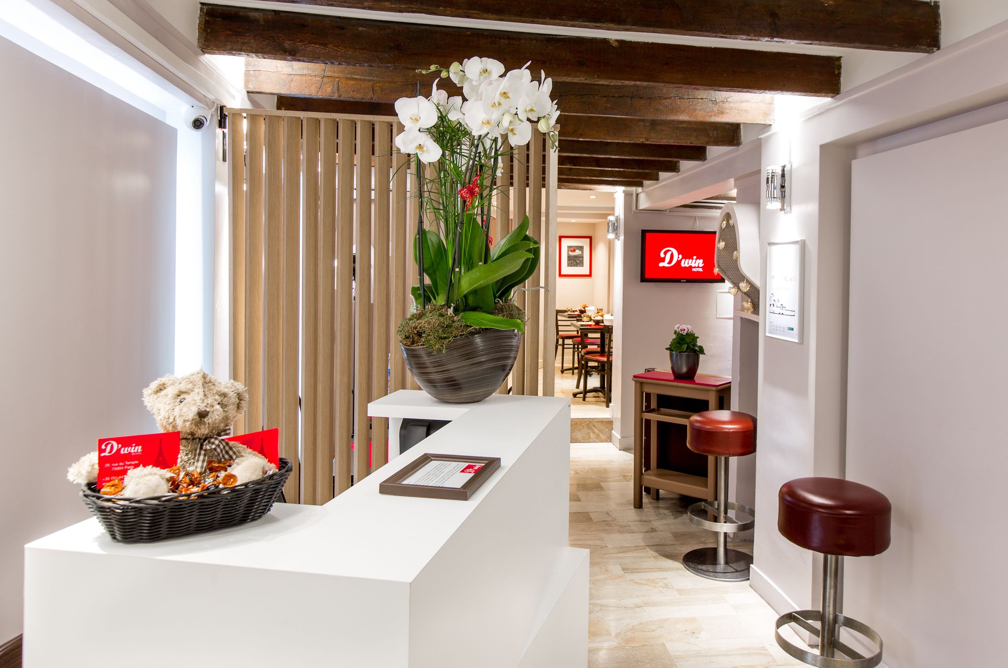 Фото D'win Hotel