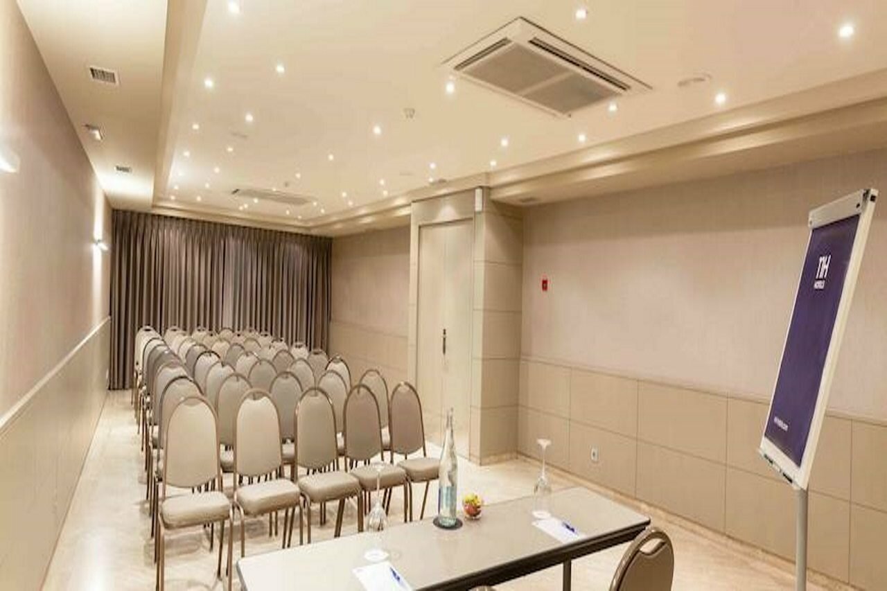 Фото Nh Oviedo Principado