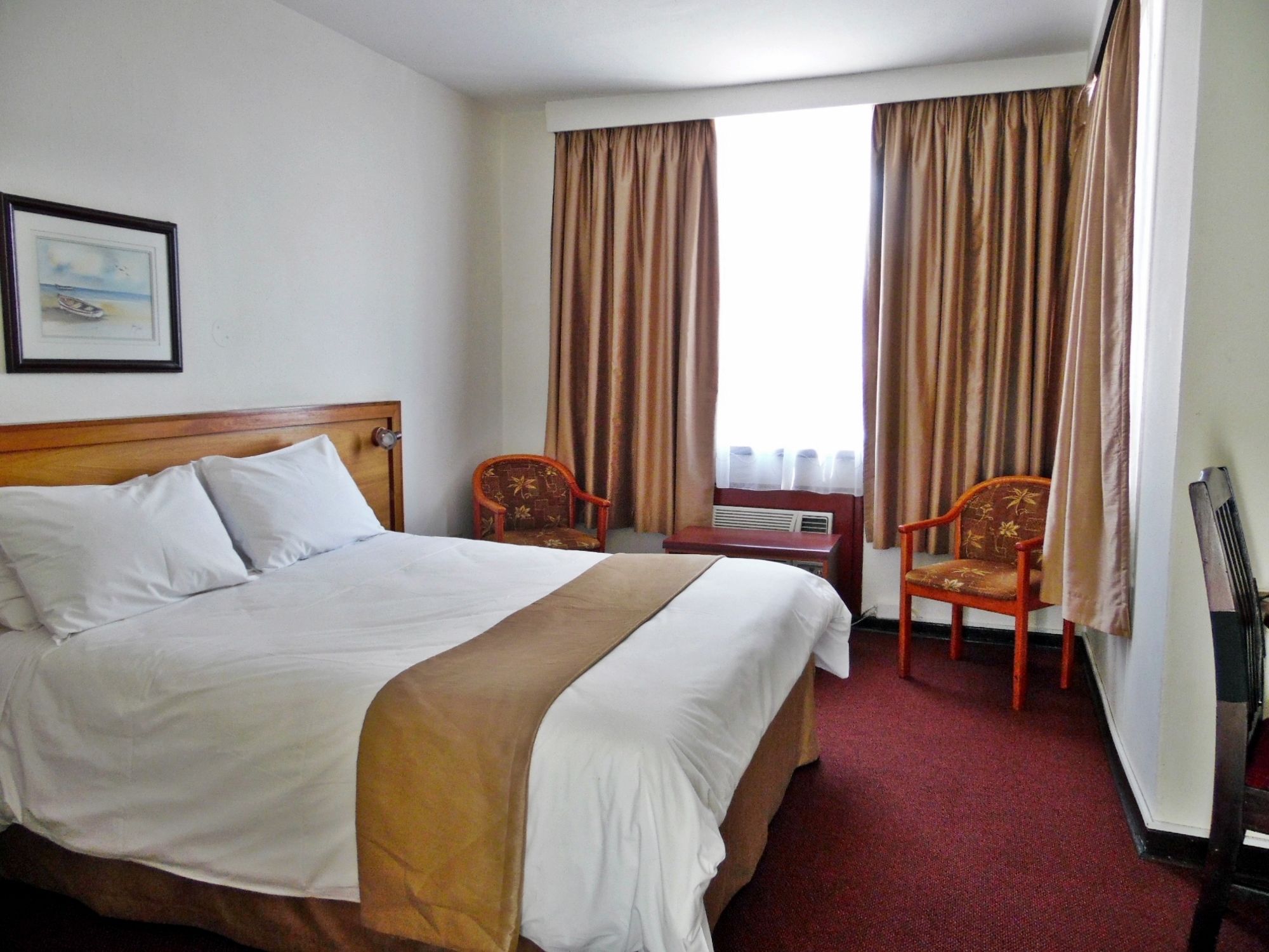 Фото Arcadia Hotel