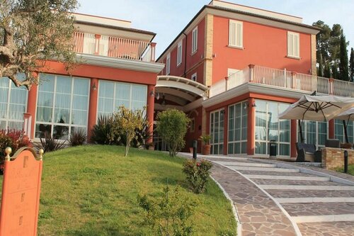 Гостиница Il Parco Sul Mare Resort & x26; SPA в Абруццо