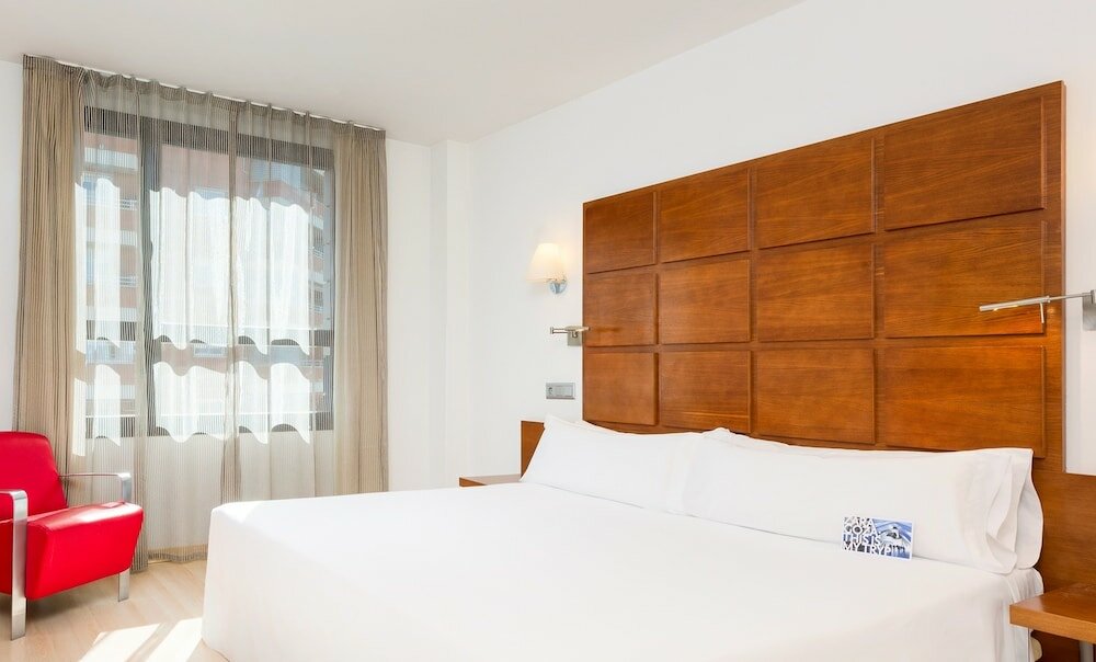 Фото Hotel Zentral Ave