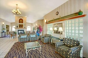 Гостиница Super 8 by Wyndham Salt Lake City Airport