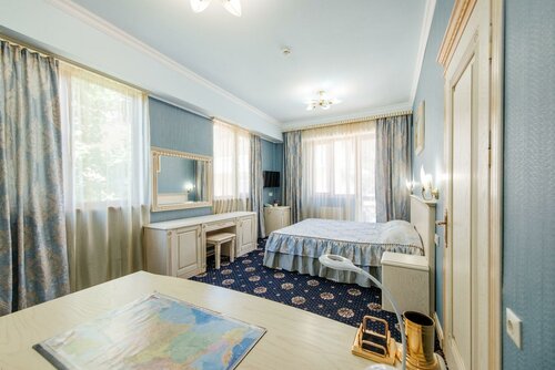 Гостиница Дельфин в Лазаревском