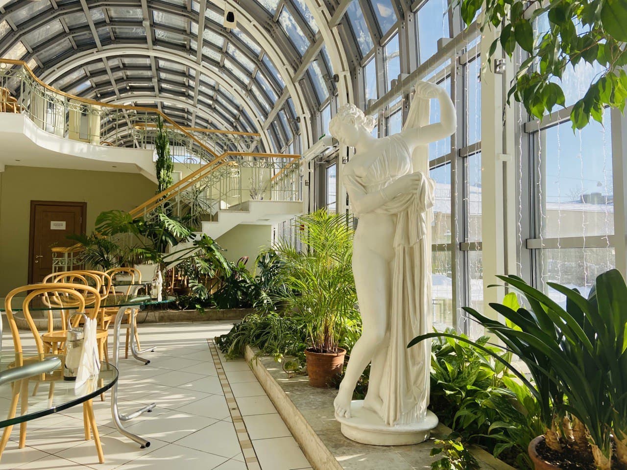 Фото отеля 2