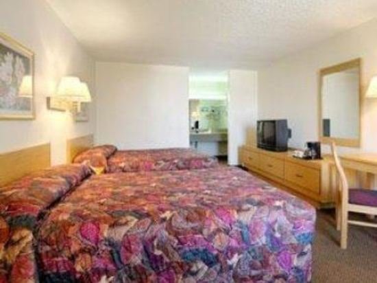 Фото Days Inn by Wyndham Adel I 75