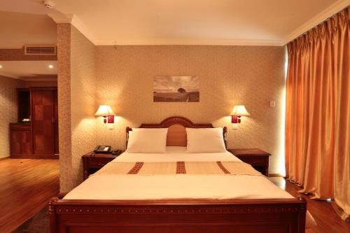 Фото Abyssinia Renaissance Hotel