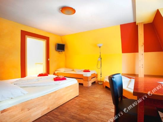 Фото отеля 3