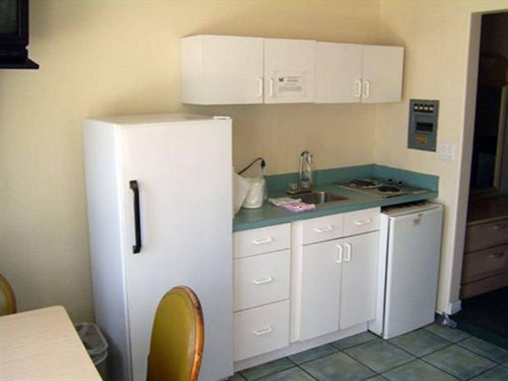 Фото Fisher Inn Resort & Marina