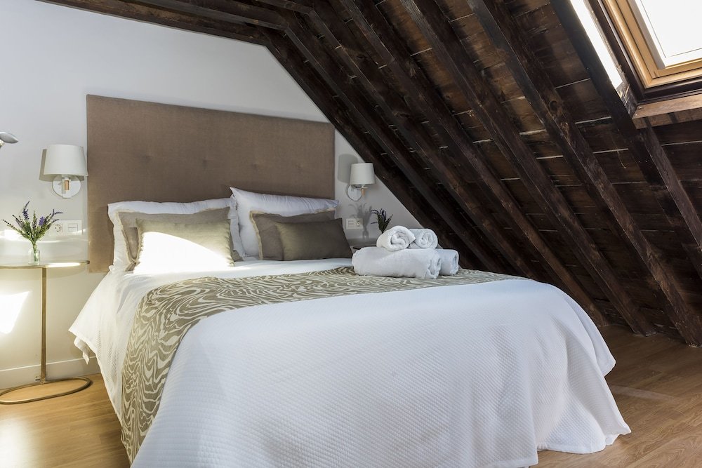 Фото Prime Location. Duplex 2 Bedrooms & 2 Bathrooms. Trinidad Grund H