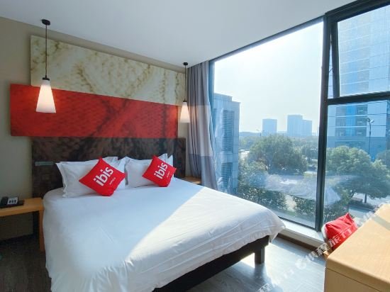Фото Ibis Hangzhou Future Sci-tech City Hotel