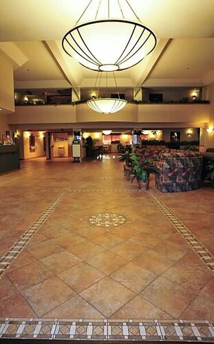 Гостиница Shilo Inn Suites Hotel - Klamath Falls