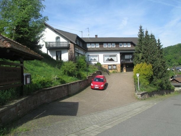 Pension Tannenhof Mettlach