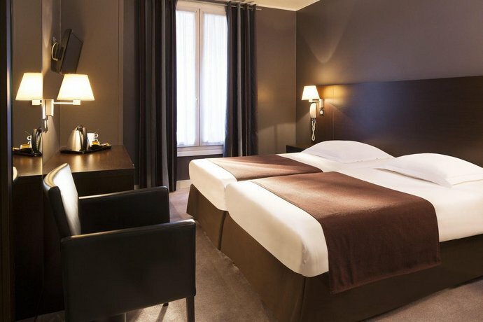 Гостиница Hotel Sophie Germain в Париже