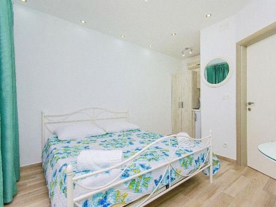 Фото Apartments & rooms Rina