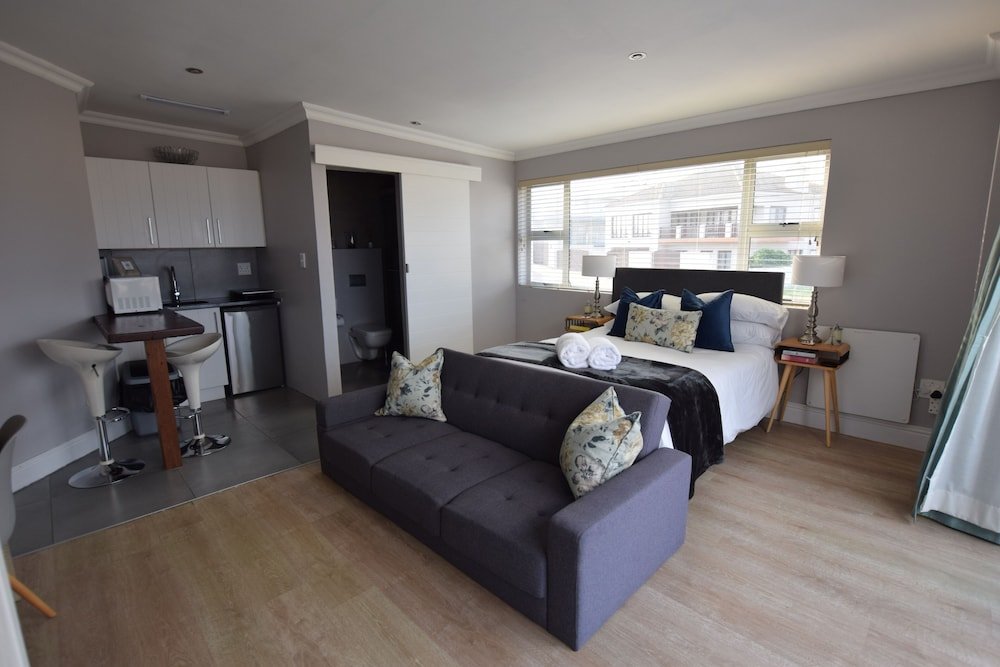 Фото Pikkewyntjie Cottage