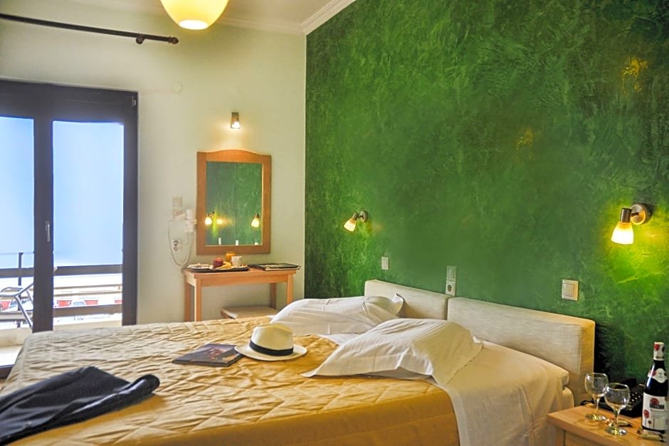 Фото Atlantis Hotel