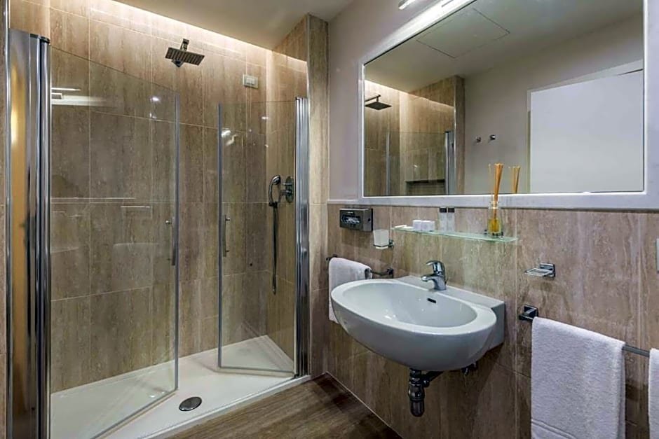 Фото Grand Hotel & Riviera