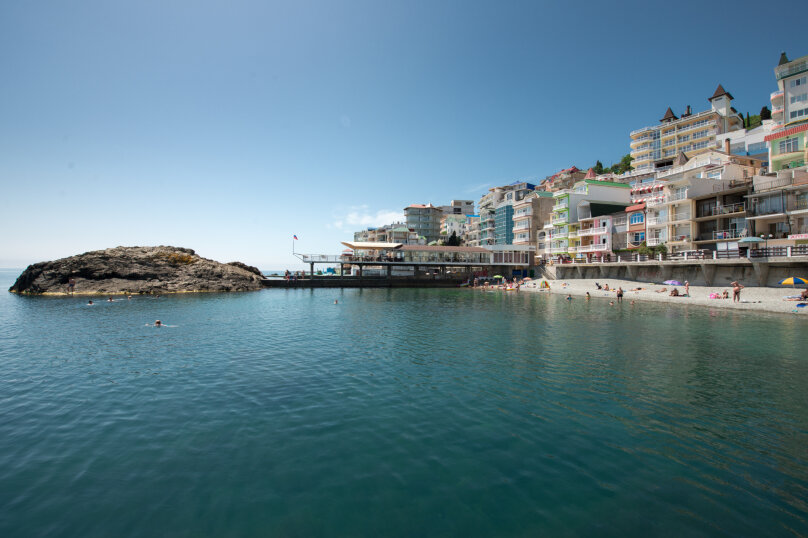 Фото Фрегат