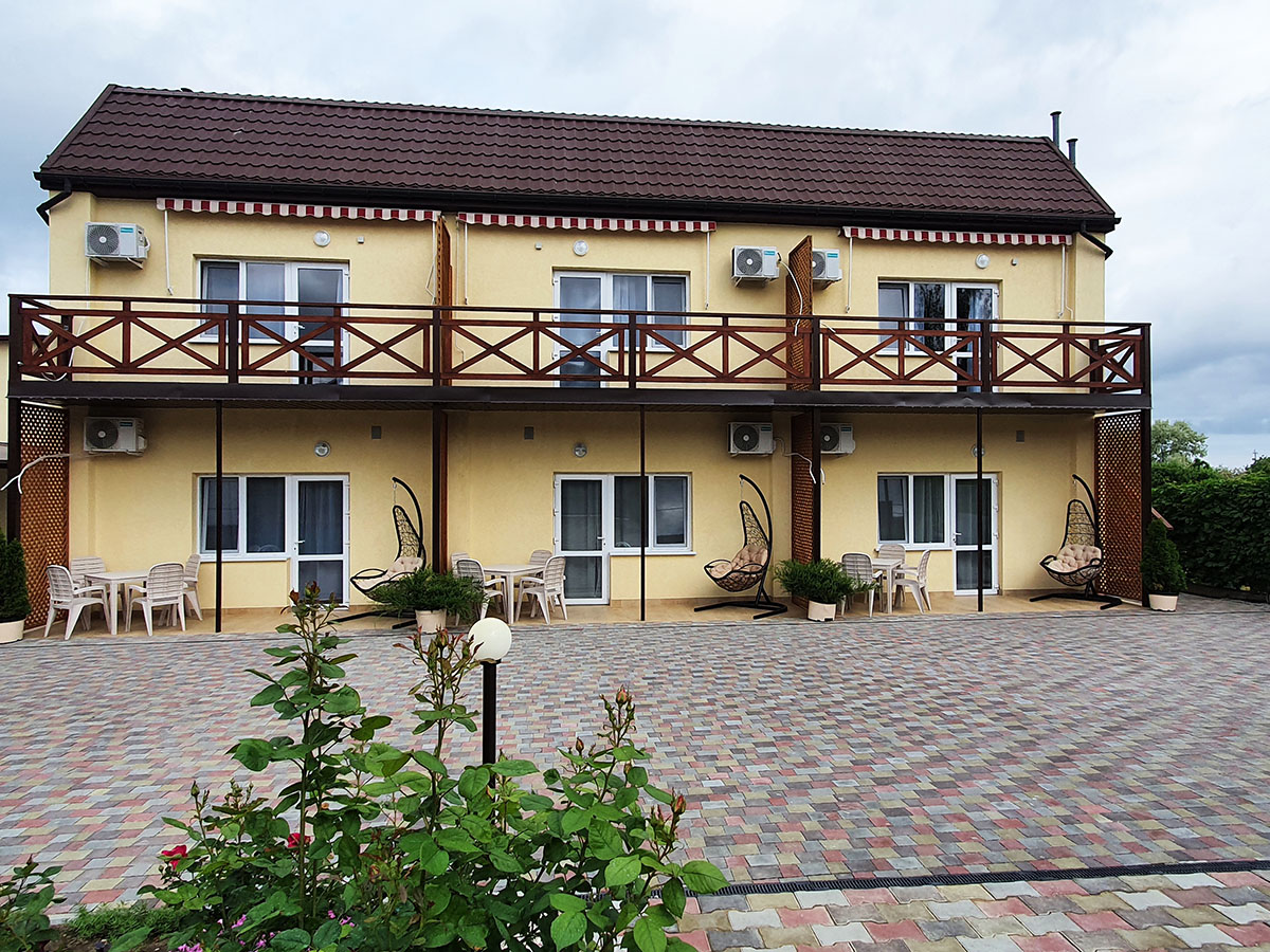 Фото отеля 1