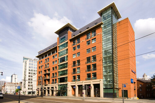 Гостиница Premier Inn Manchester City Centre - Portland Street