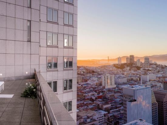 Фото Four Seasons Hotel San Francisco at Embarcadero