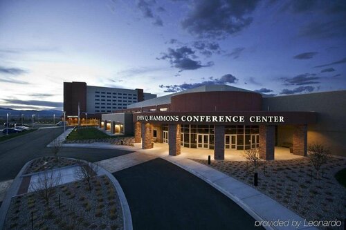 Внешний вид отеля Embassy Suites by Hilton Loveland Conference Center & SPA в Лавленде, фото 3